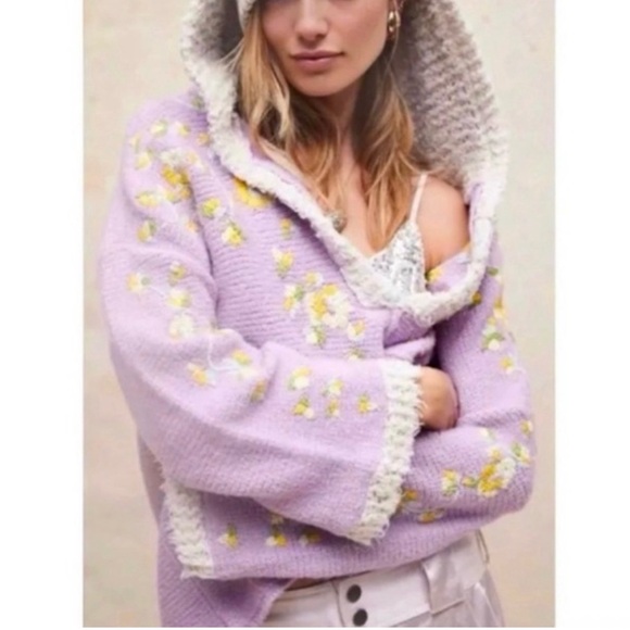RARE Free People Floral Embroidered Lavender Buttercup Hoodie - Picture 2 of 16